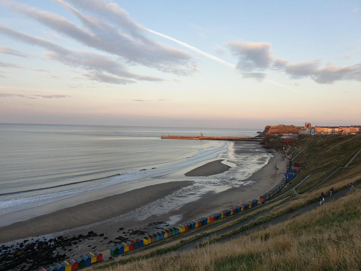 The Whitby Prospect, 2 Bed Apartment With Stunning Views, 2 Mins From Beach Exterior foto